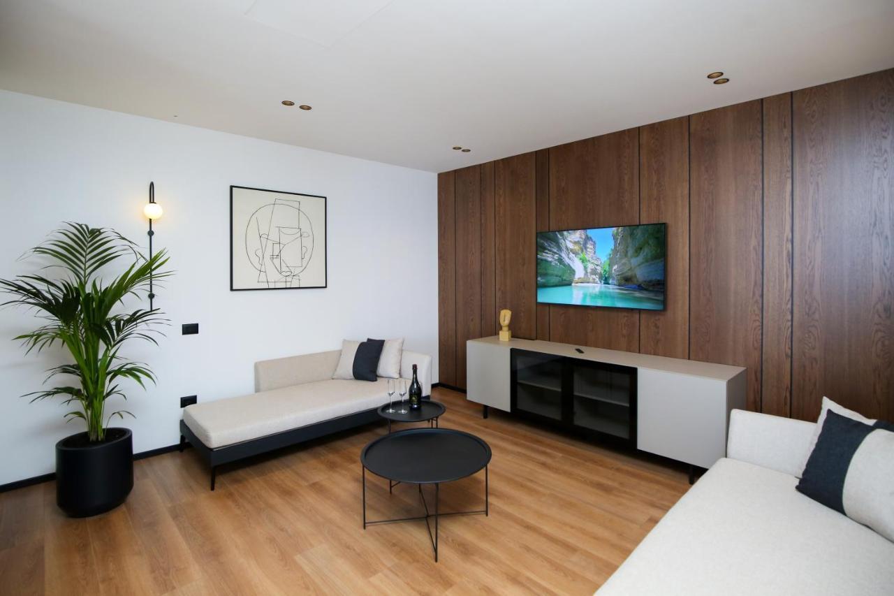 Hotell Nobus &